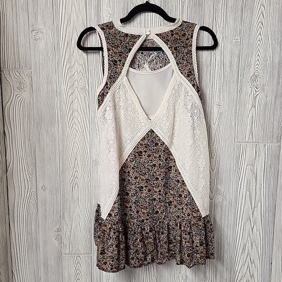 Altar'd State Floral Lace A Line Mini Dress Womens Size Small - Picture 4 of 9